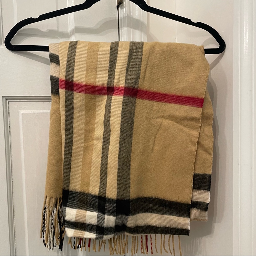 Frass plaid scarf